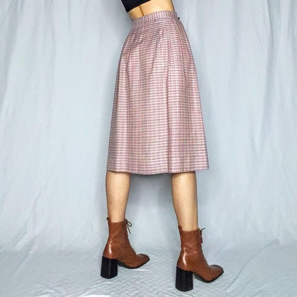 SOLD 80s A-line 100% silk vintage skirt - Picture 3 of 7